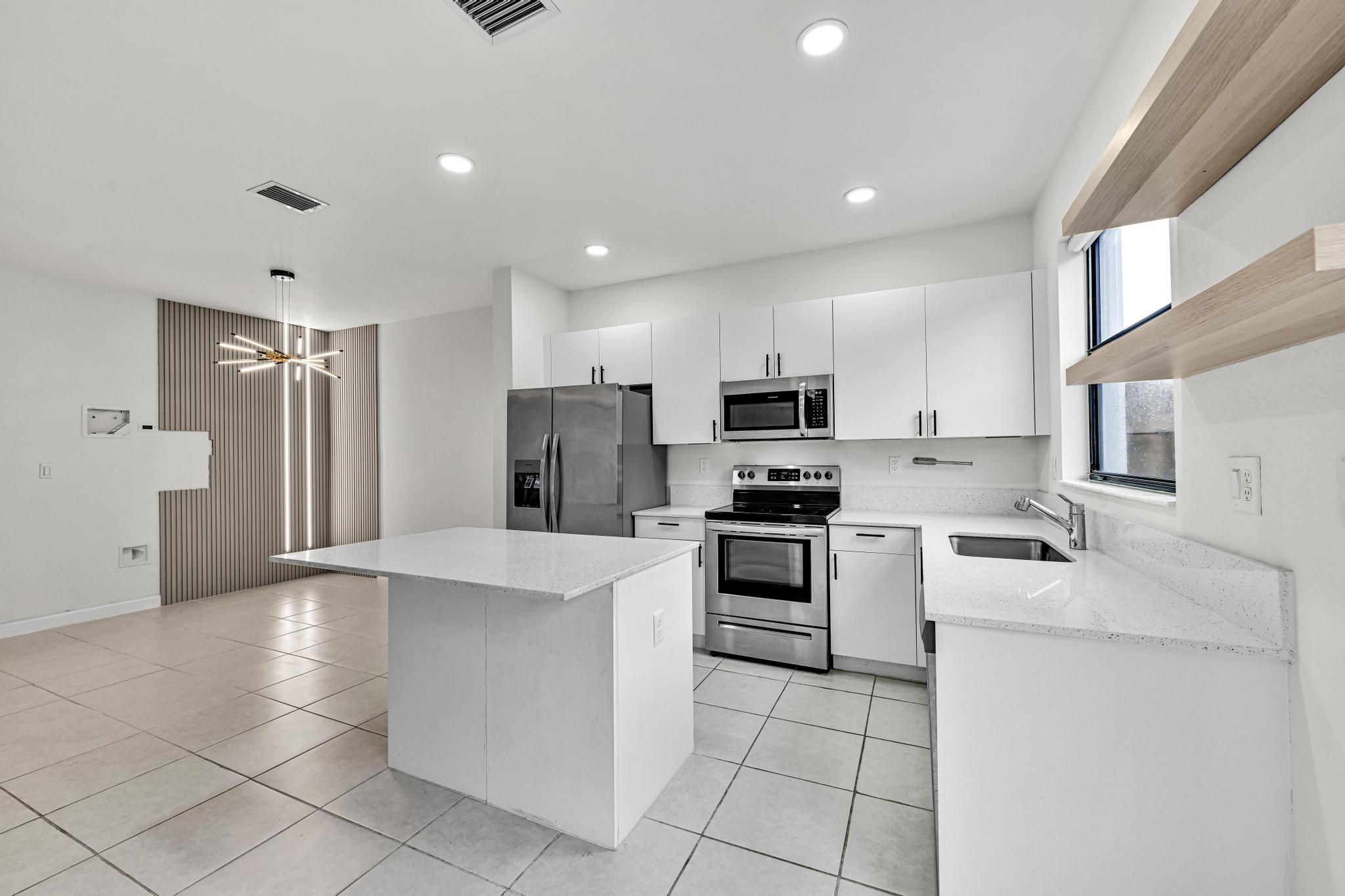 PINE ISLE - Residential Lease