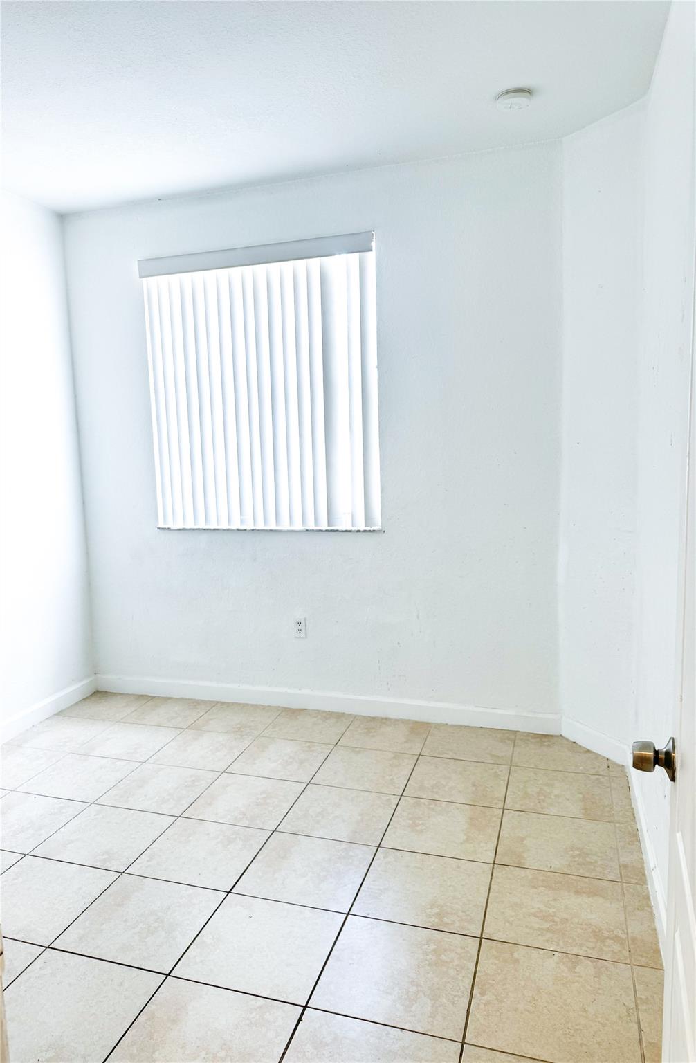 Shoma Condo/Keyscove Cond - Residential Lease