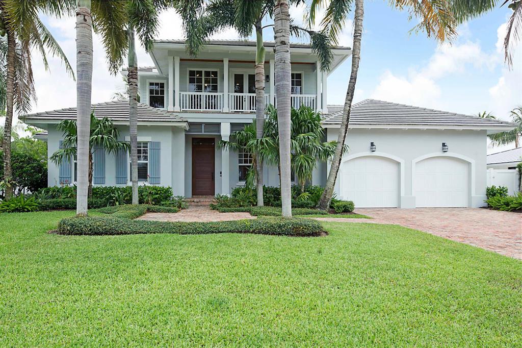 COUNTRY CLUB POINT - Residential