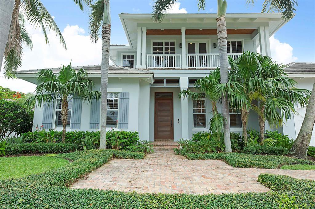 COUNTRY CLUB POINT - Residential