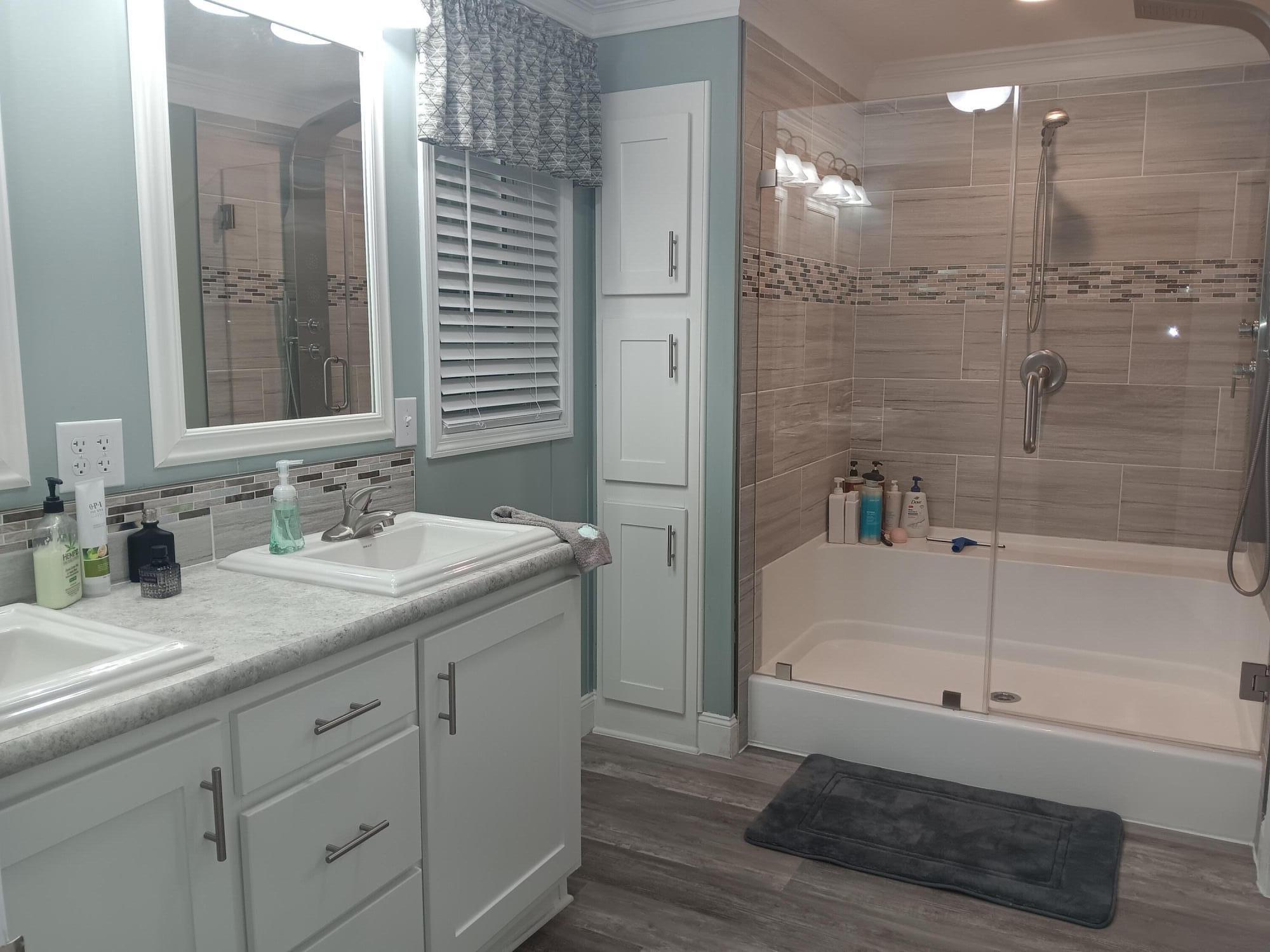 RIDGEWAY - Residential