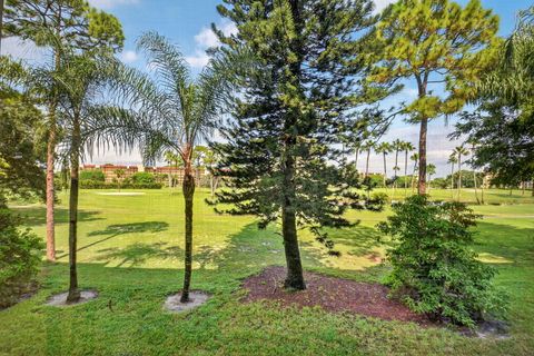 Tiny photo for 3810 Via Poinciana #206, Lake Worth, FL 33467 (MLS # B26001162)