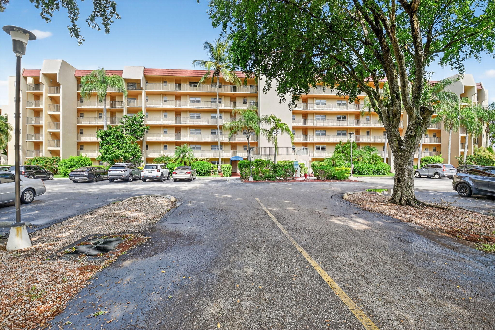POINCIANA PLACE CONDO 1,2,8 AND 9 - Residential