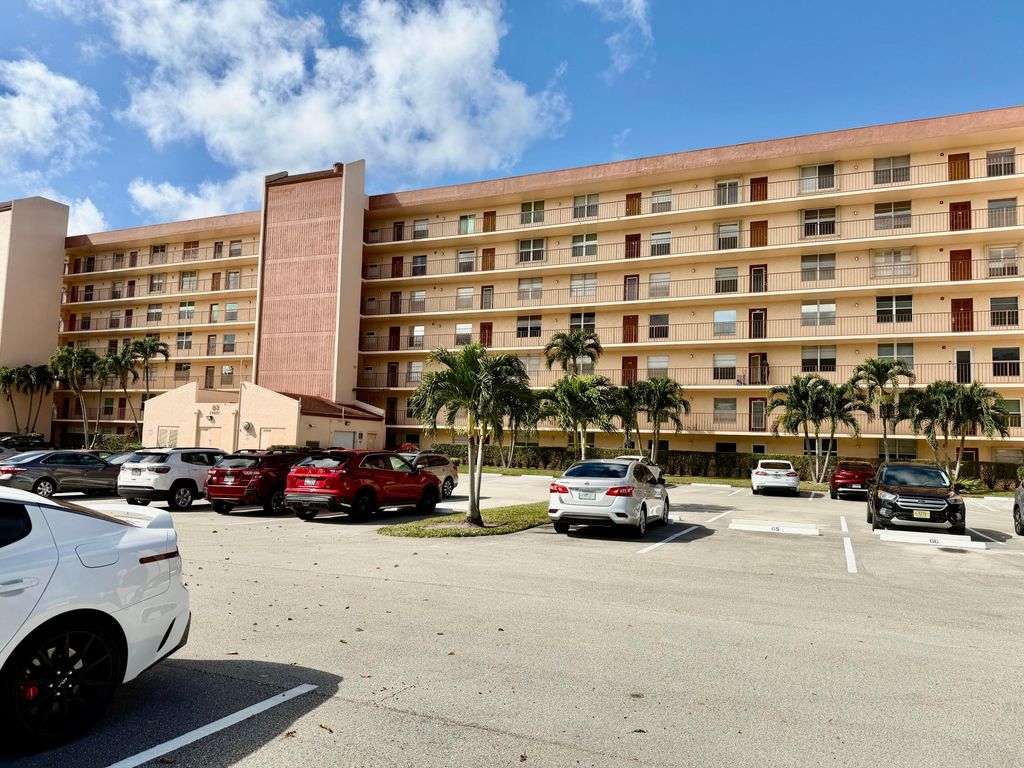 Photo of 14671 Bonaire Boulevard #604, Delray Beach, FL 33446 (MLS # B26018488)