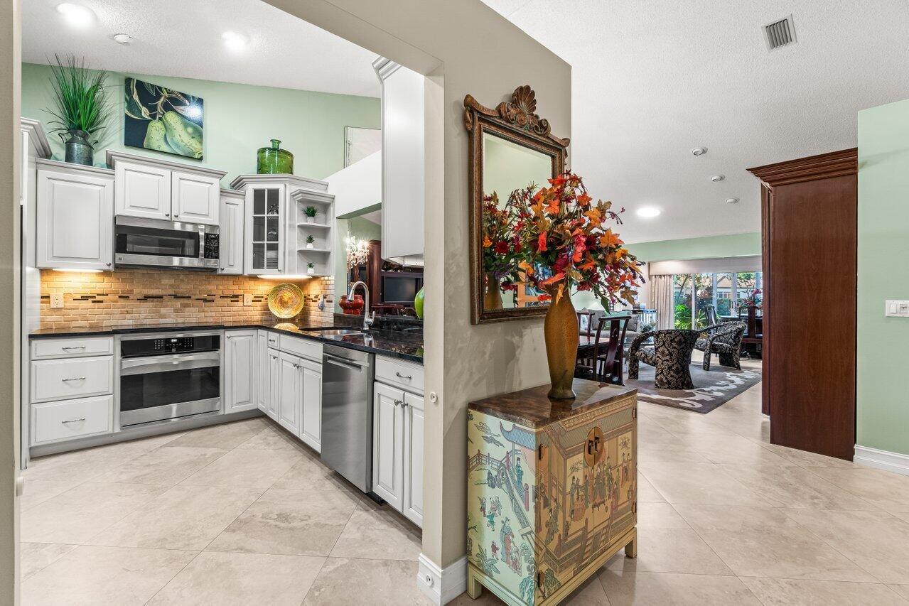 7790 Coral Lake Drive