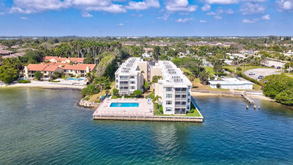 Photo of 1820 New Palm Way #202, Boynton Beach, FL 33435 (MLS # R11124707)