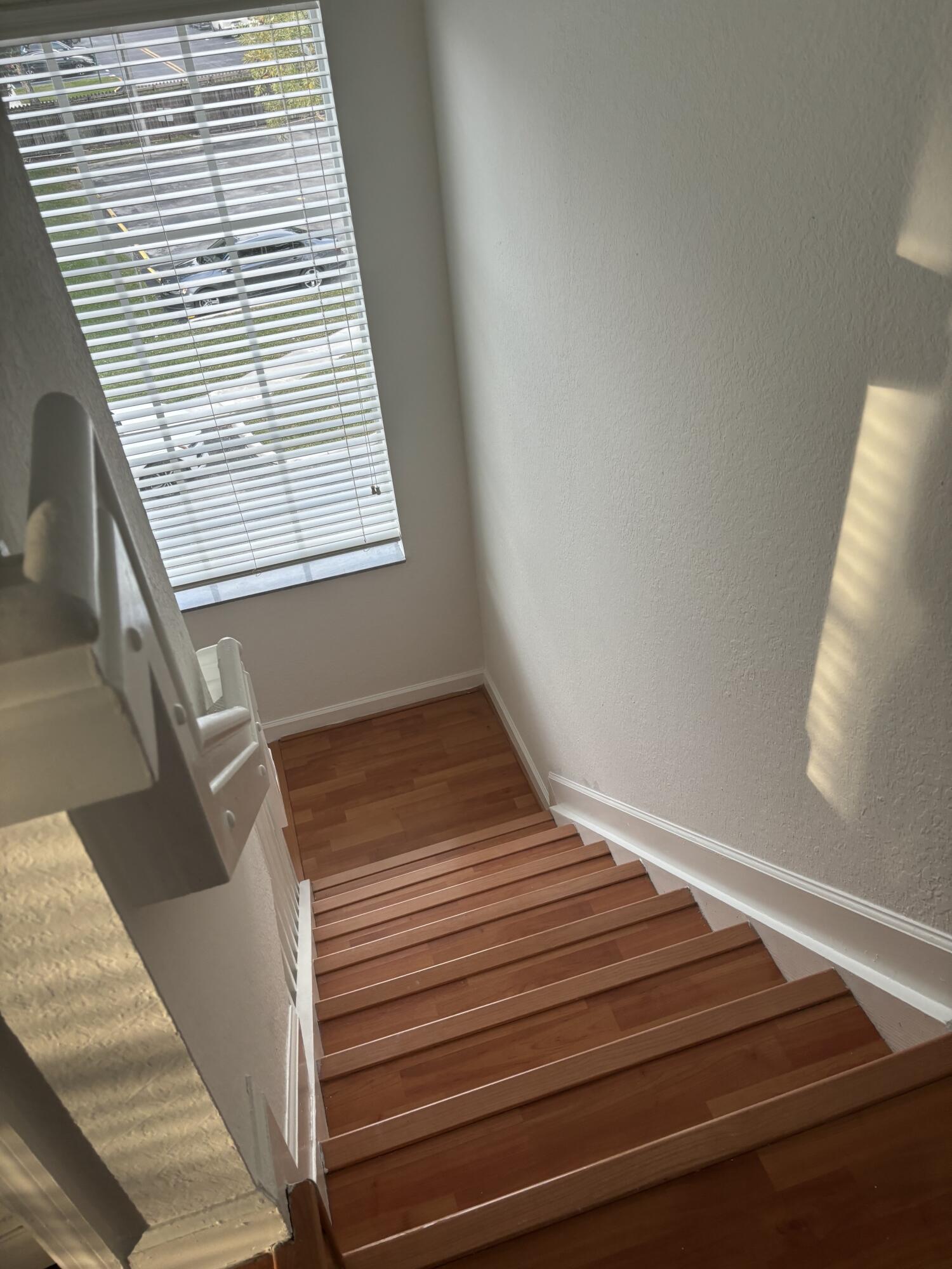 COURTYARDS THREE CONDO - Residential