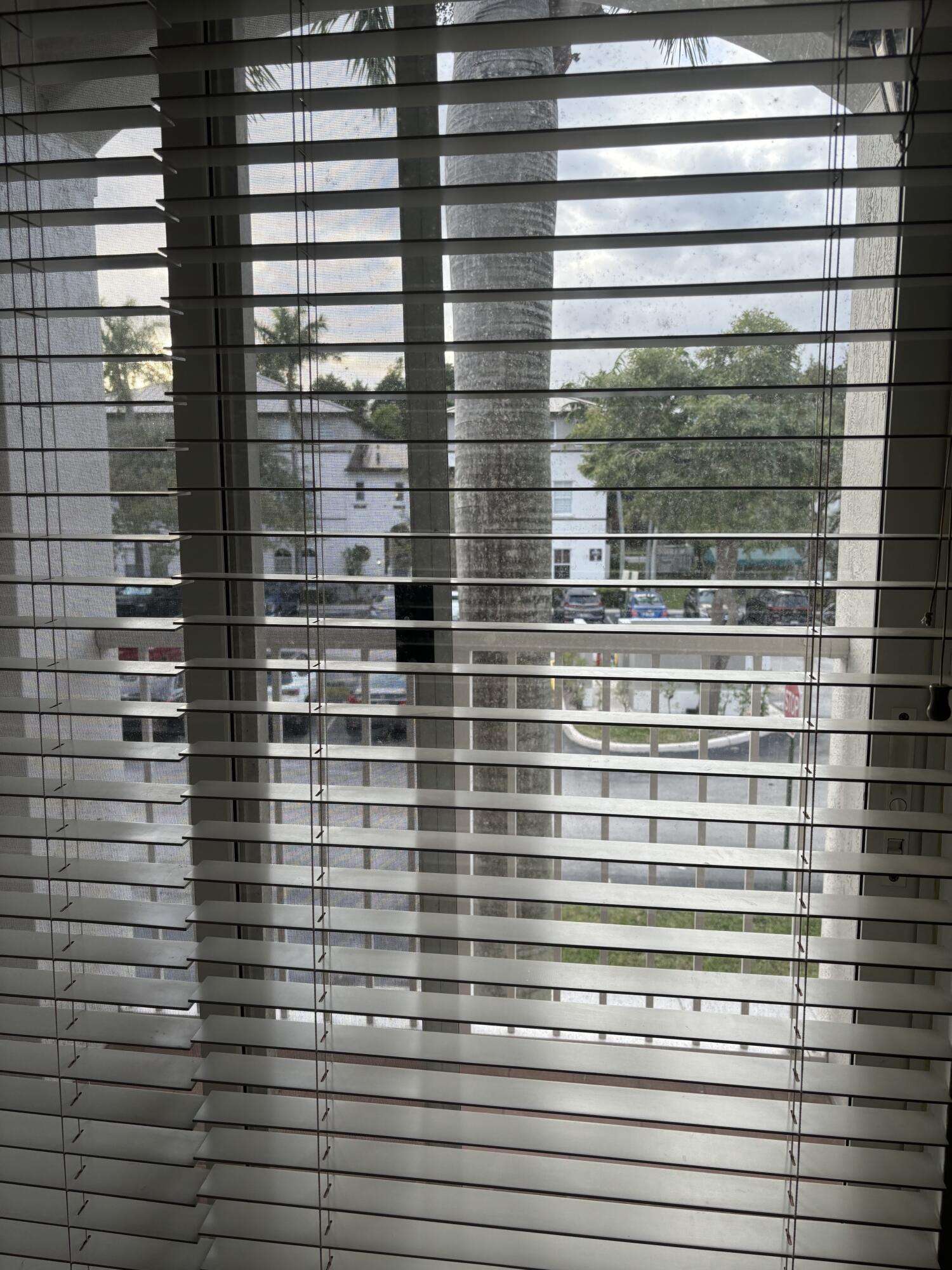 COURTYARDS THREE CONDO - Residential