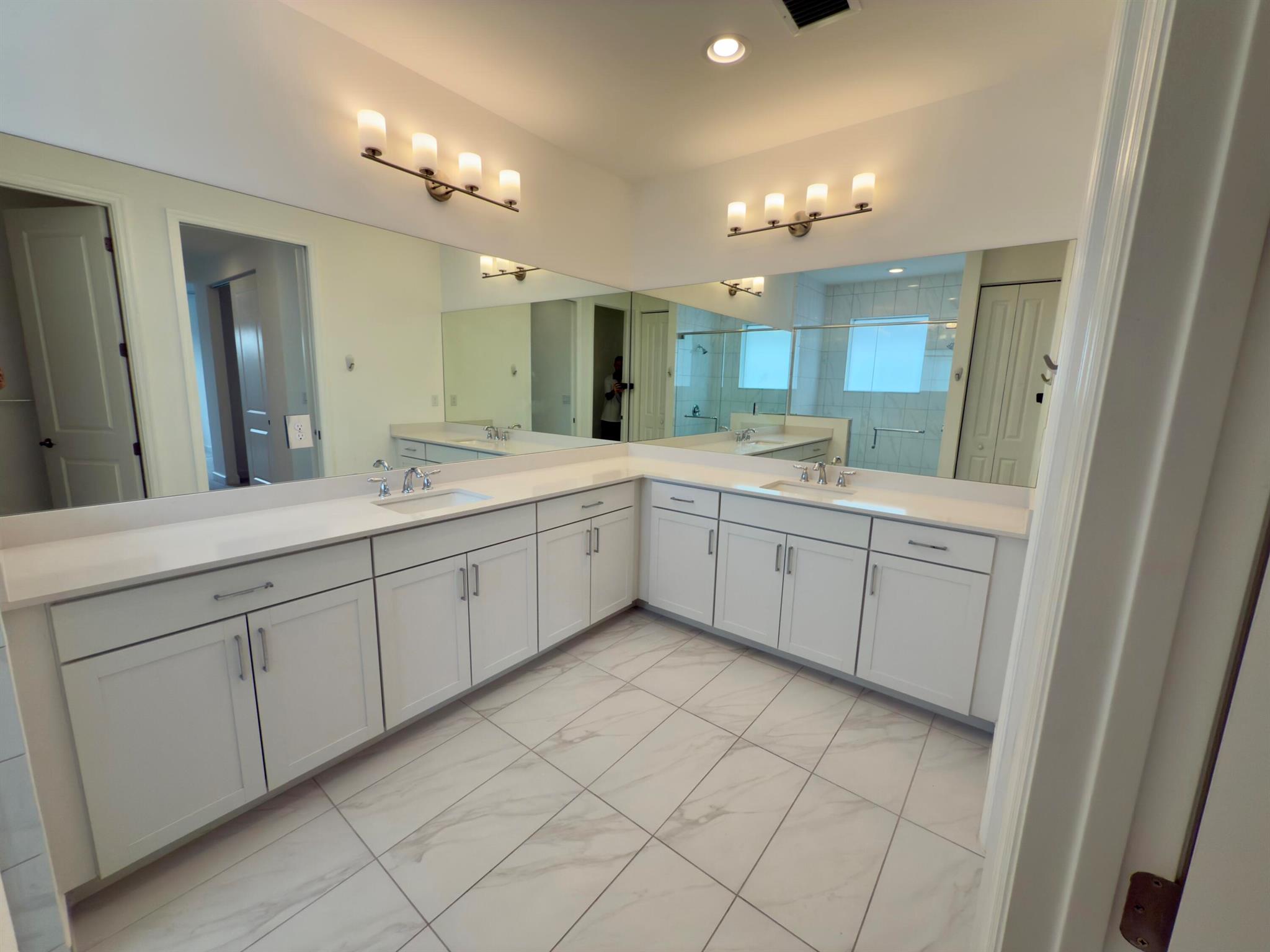 ARDEN PUD POD G SOUTH - Residential Lease