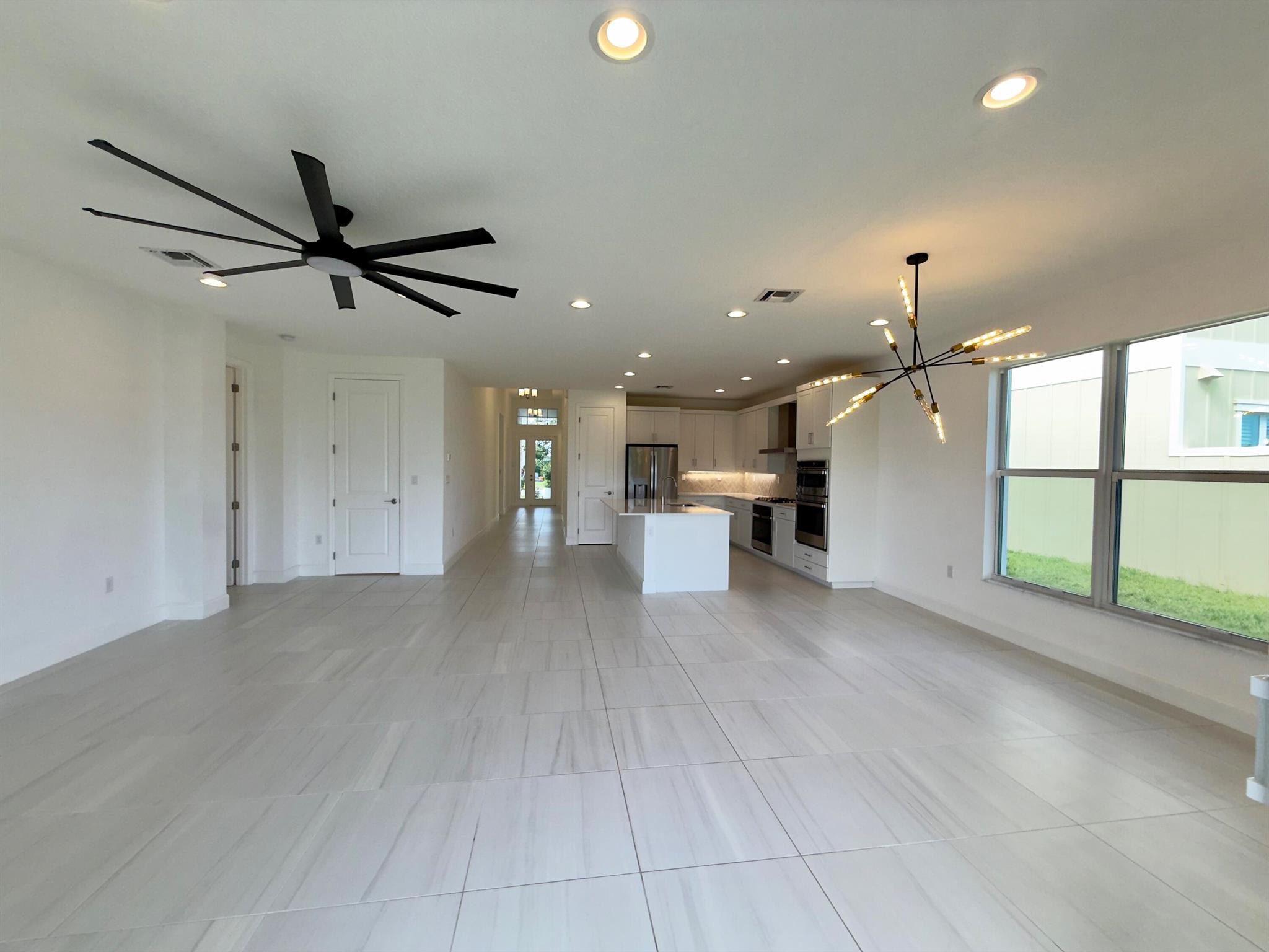 ARDEN PUD POD G SOUTH - Residential Lease