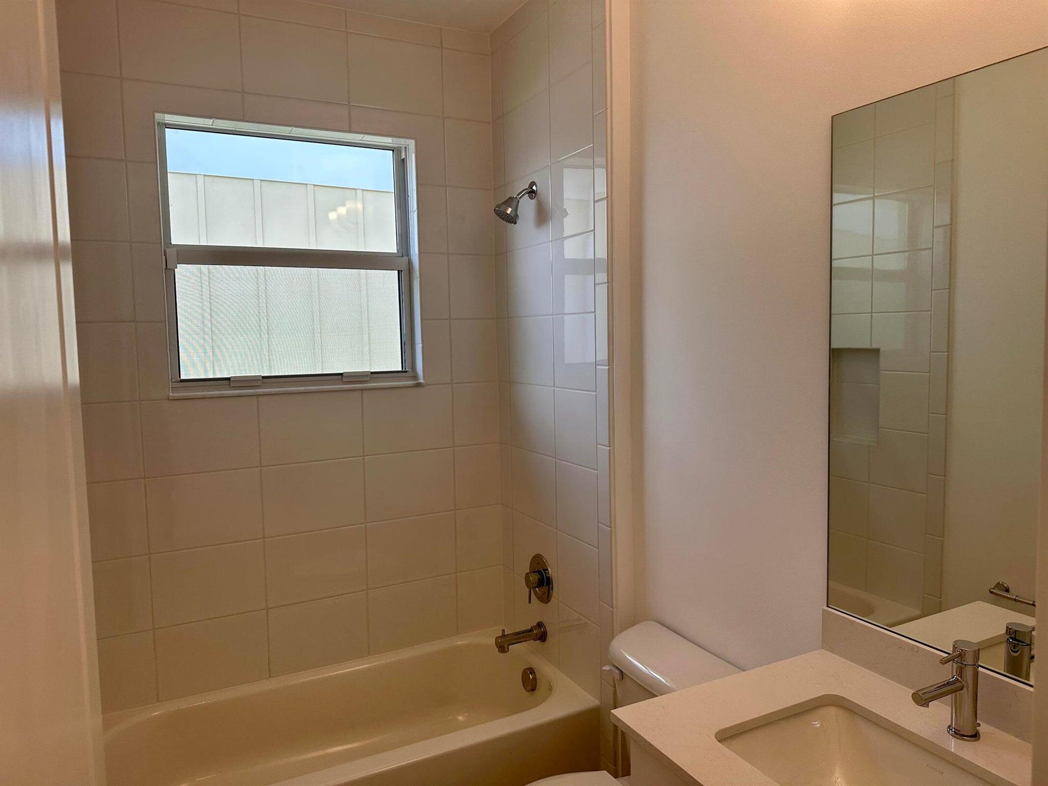 ARDEN PUD POD G SOUTH - Residential Lease