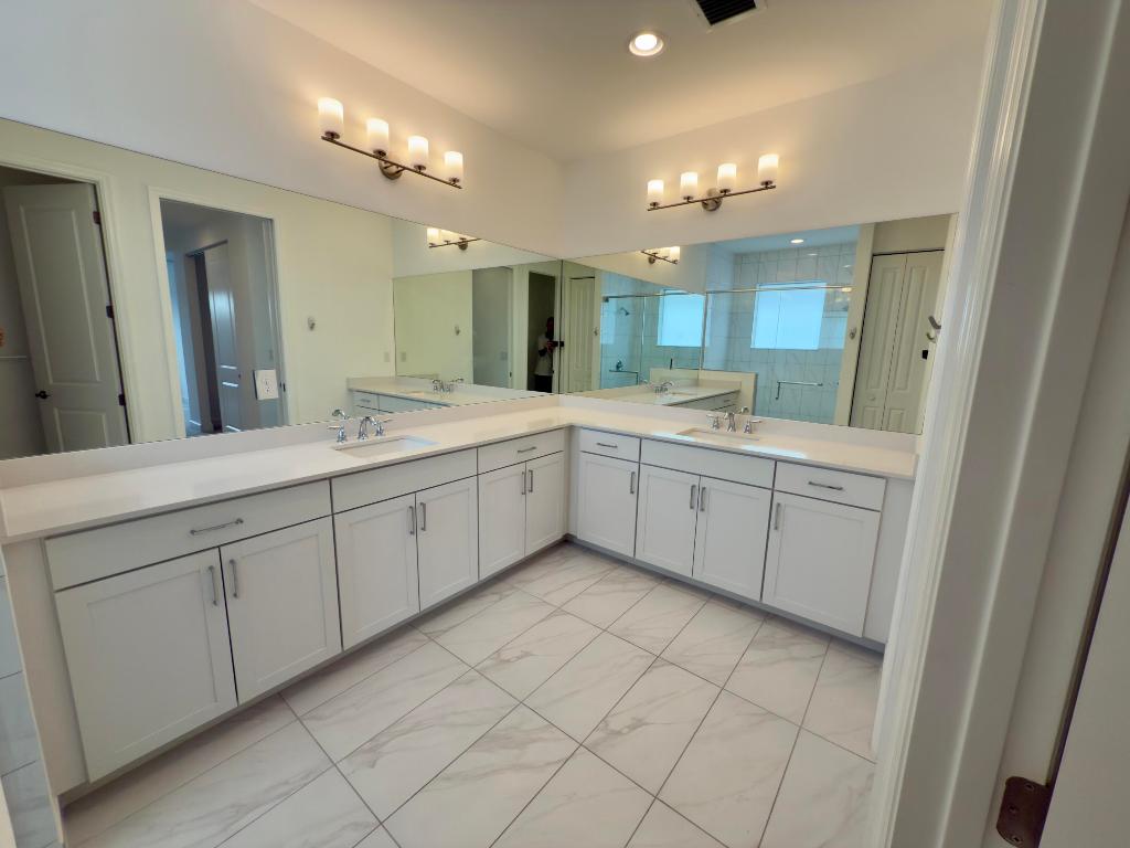 ARDEN PUD POD G SOUTH - Residential Lease