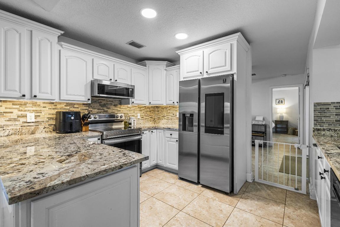 FAIRCREST HEIGHTS - Residential