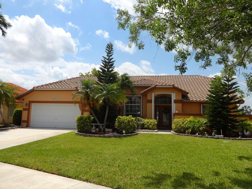 Stunning 4 bedroom waterfront pool home. Wood and granite kitchen. Open spacious floor plan. Relax in your pool over looking the sunsets. Propane gas stove and bbq. Roof 2010,Accordion Shutters, newer pool pump. Walk or bike to 3 ' A' rated schools