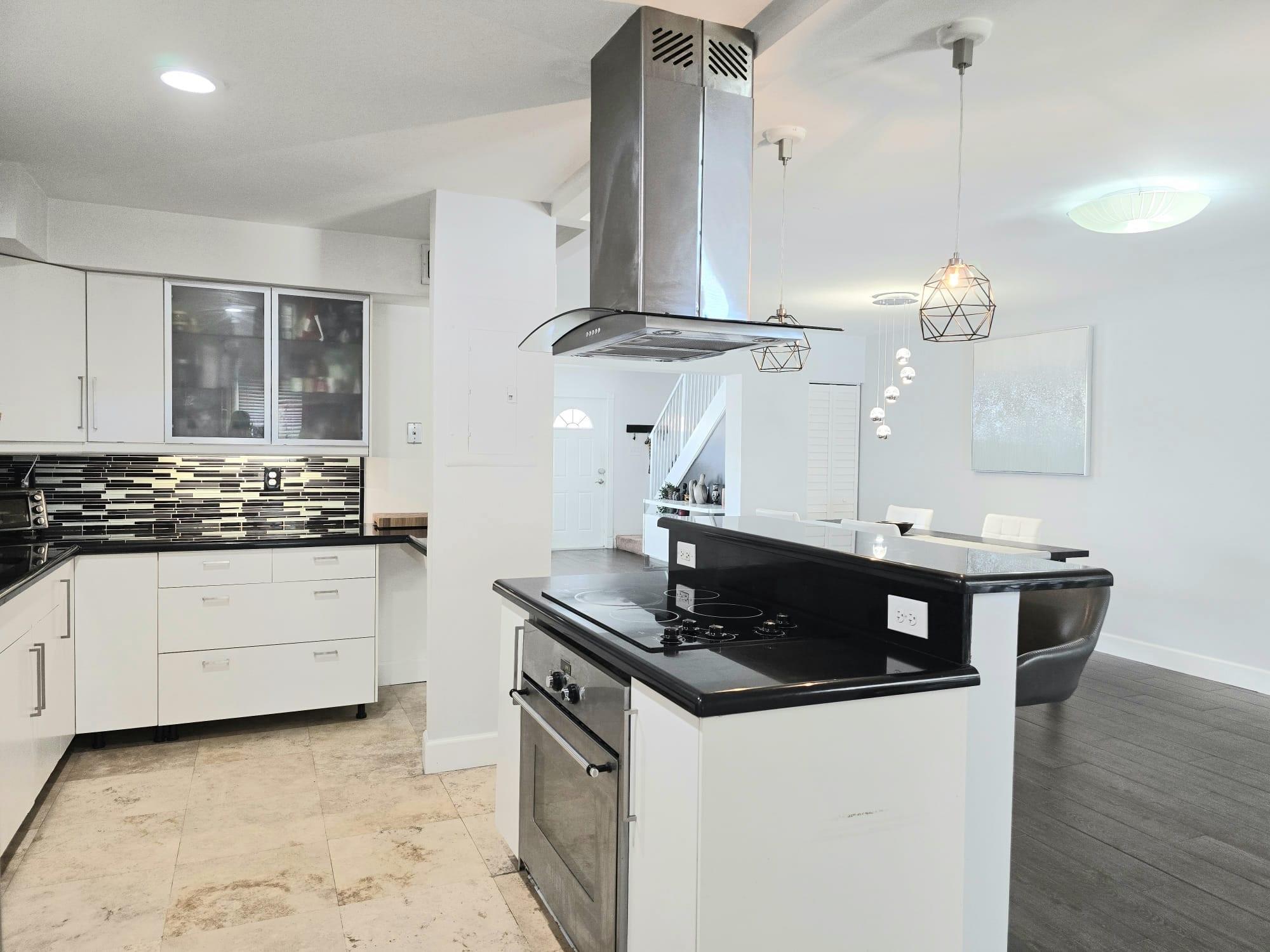 ORIOLE GOLF - Residential