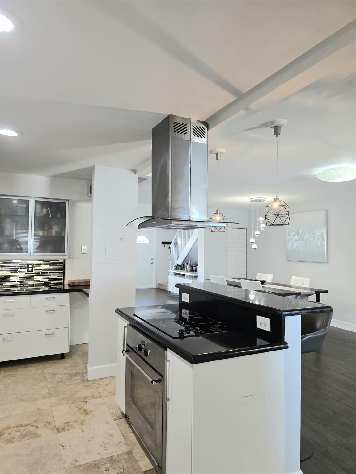 ORIOLE GOLF - Residential