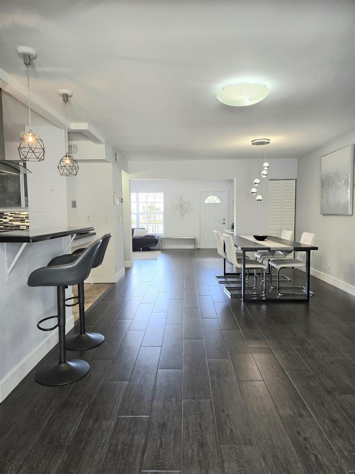 ORIOLE GOLF - Residential