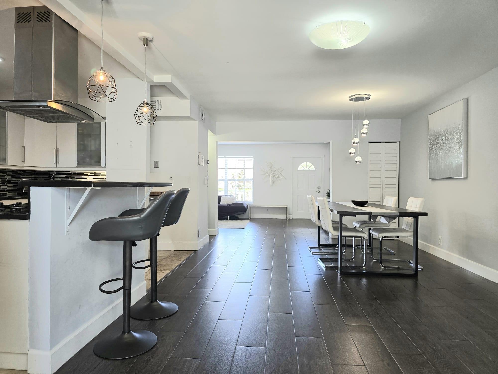 ORIOLE GOLF - Residential