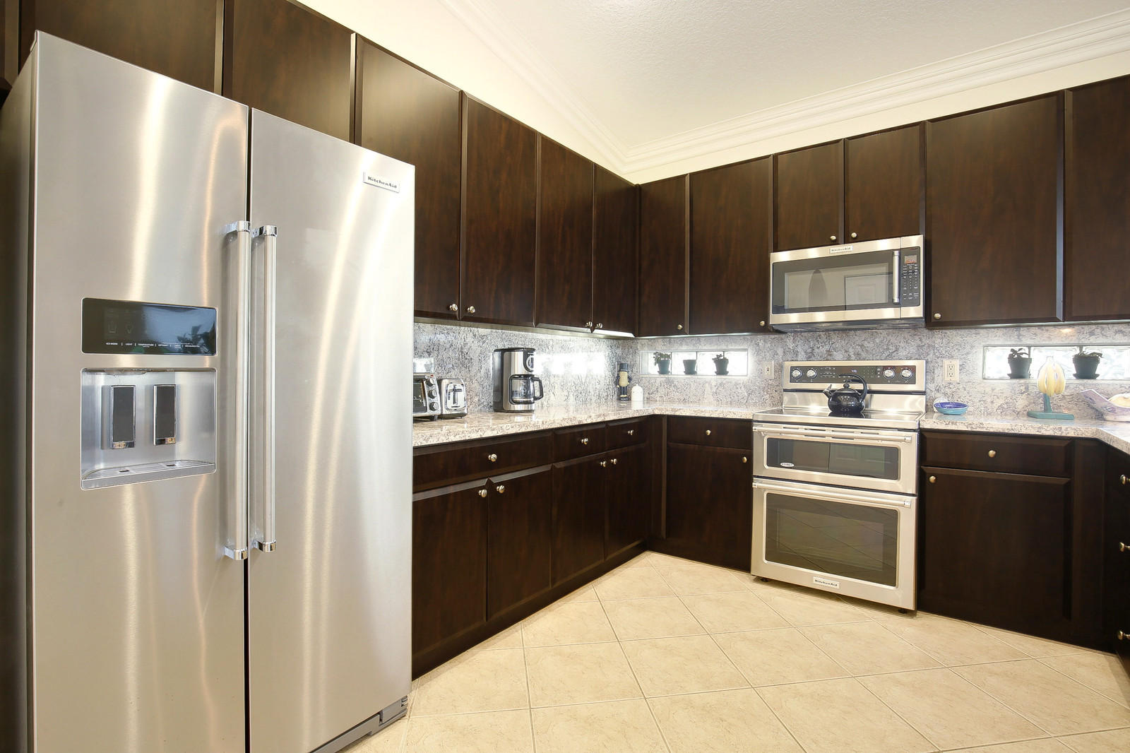 AVALON ESTATES - Residential