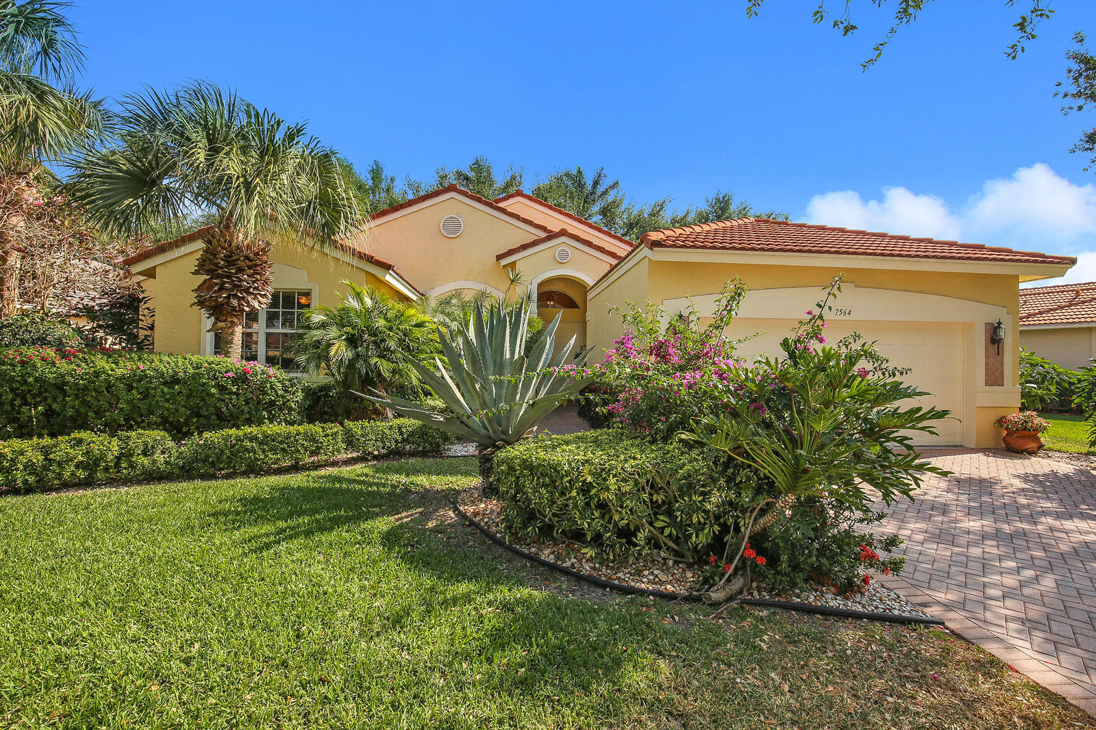 AVALON ESTATES - Residential