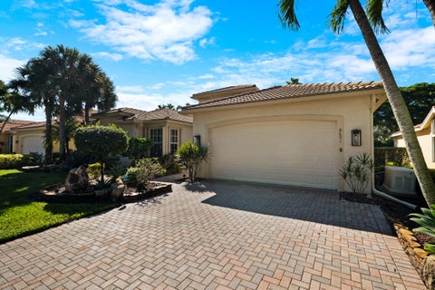 Tiny photo for 8691 Tierra Lago Cove, Lake Worth, FL 33467 (MLS # B26088952)
