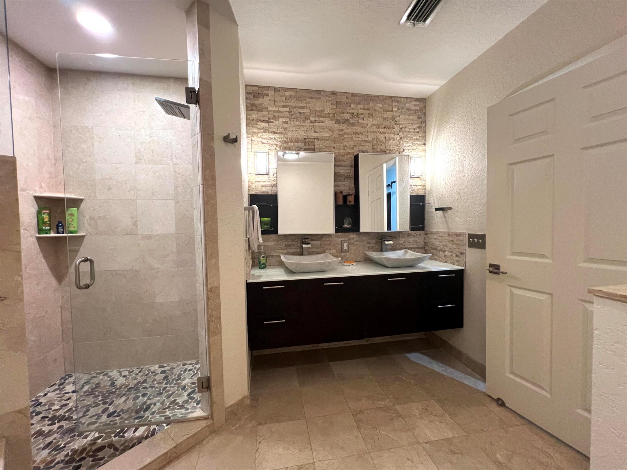 PARK PLACE CONDO - Residential Lease