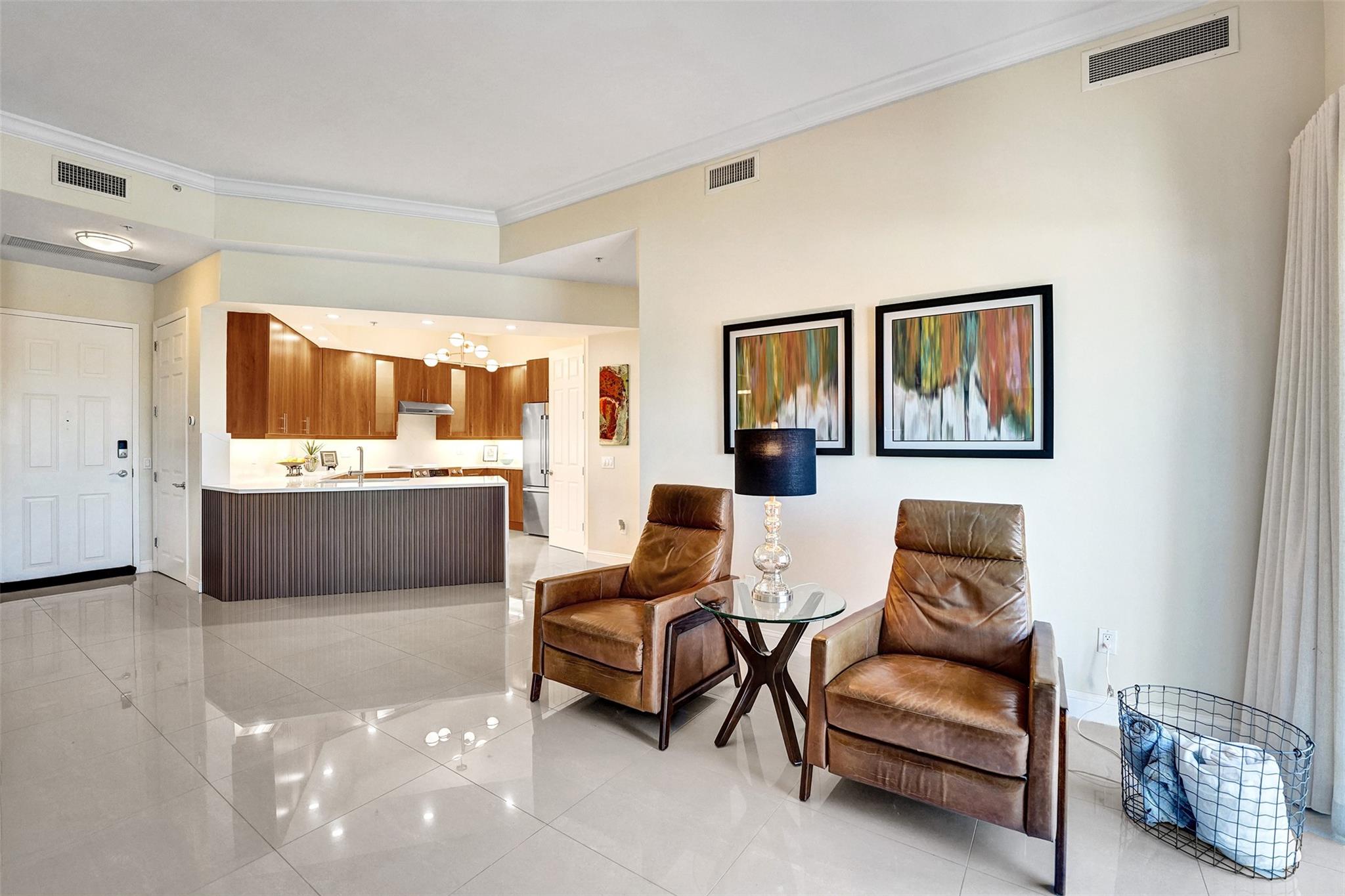 View photos, virtual tours, details... 2617 NE 14th Ave 507