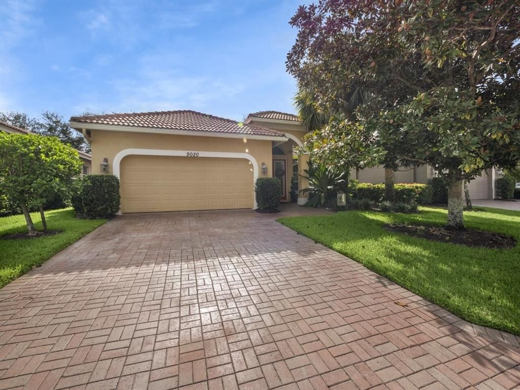 Photo of 9020 Short Chip Circle, Port Saint Lucie, FL 34986 (MLS # R10742690)