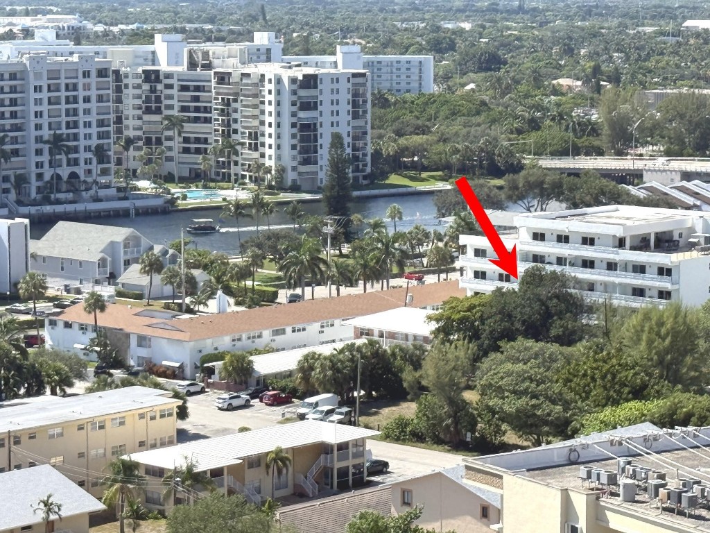 3212 NE 12th Street 303