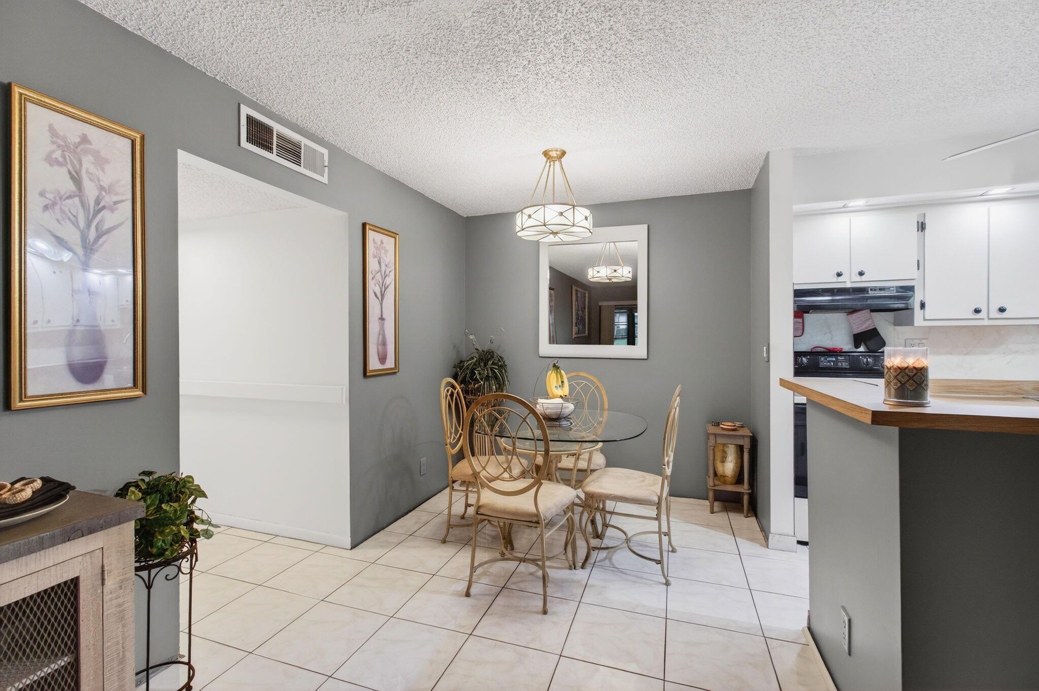 LAKES OF DELRAY - Residential Lease