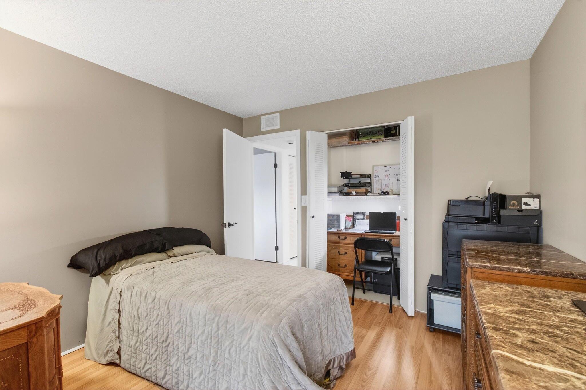 LAKES OF DELRAY - Residential Lease