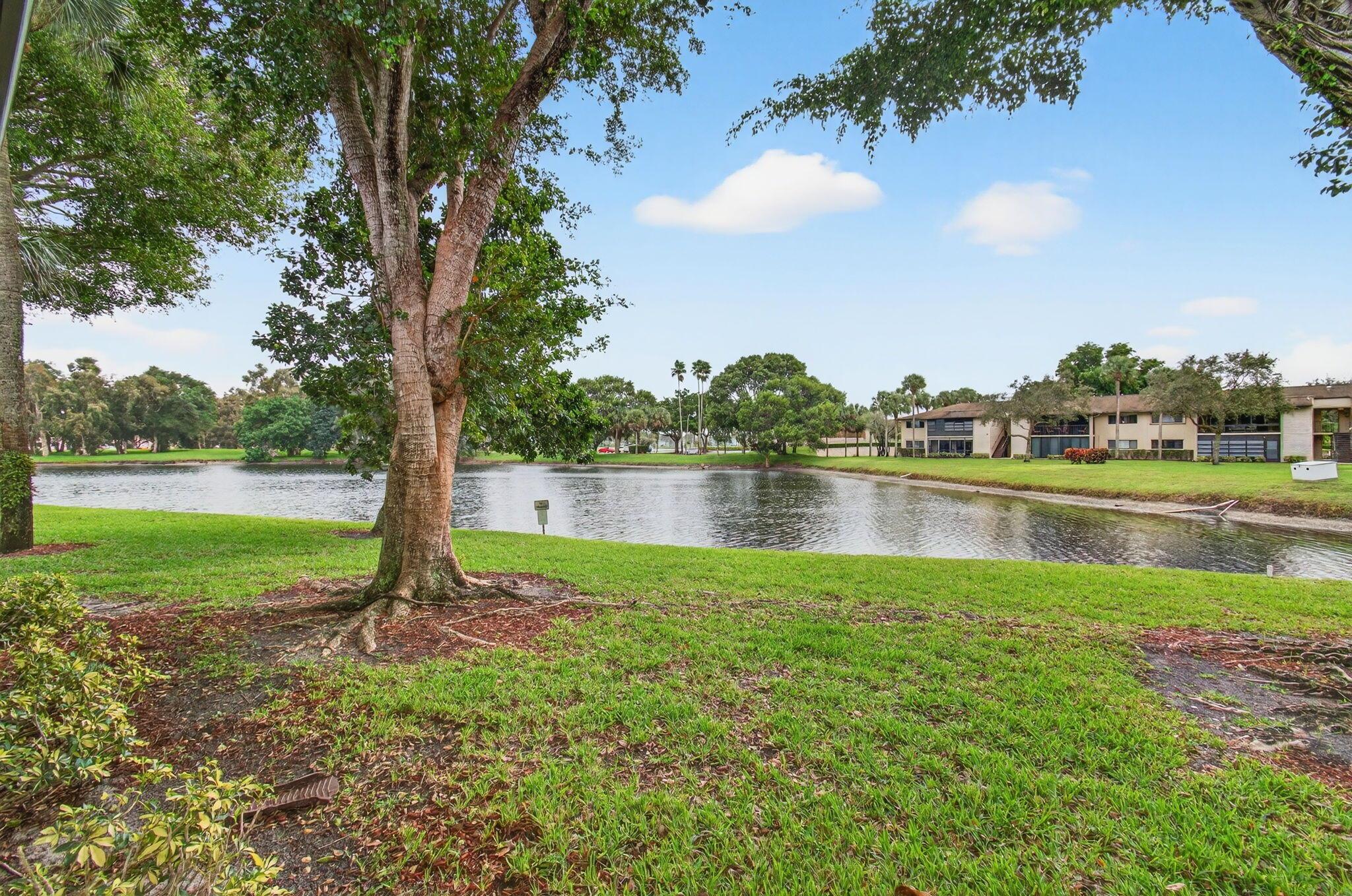 LAKES OF DELRAY - Residential Lease