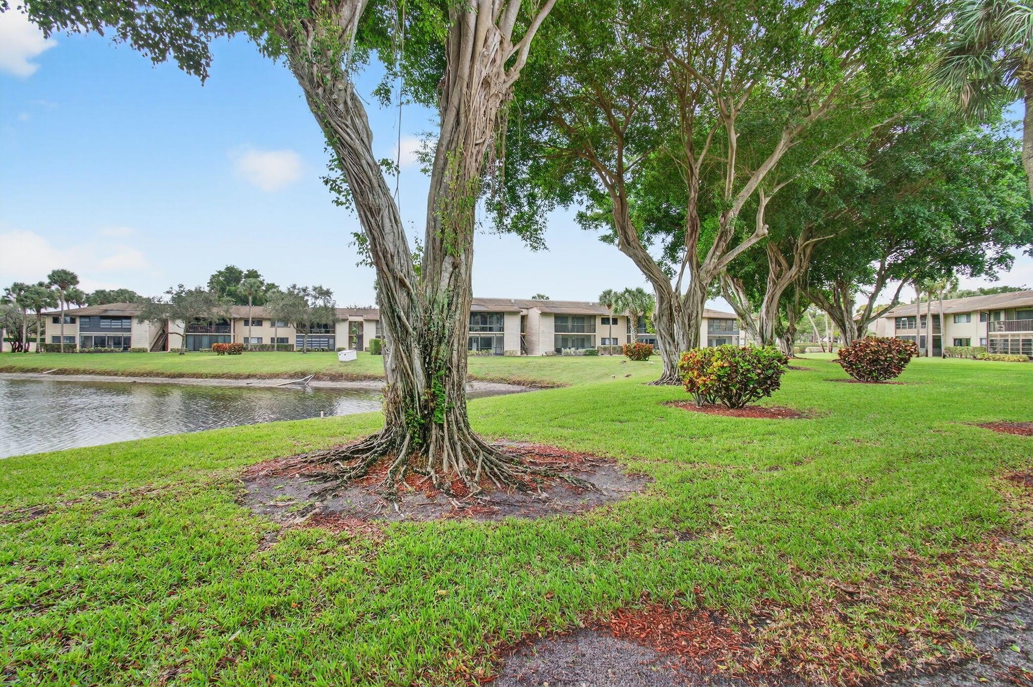LAKES OF DELRAY - Residential Lease