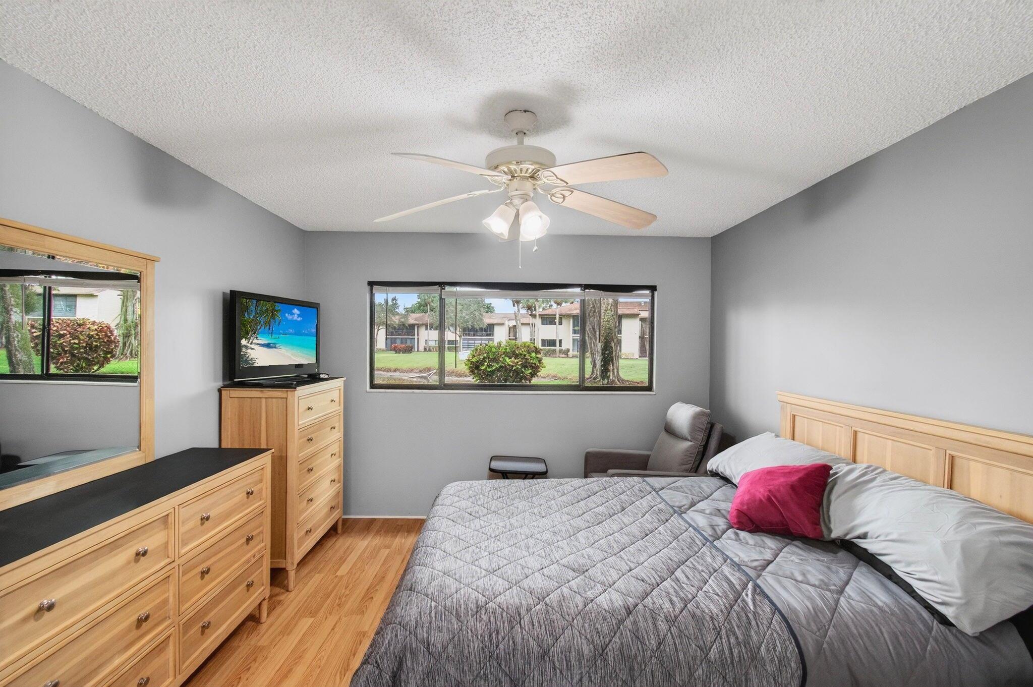 LAKES OF DELRAY - Residential Lease