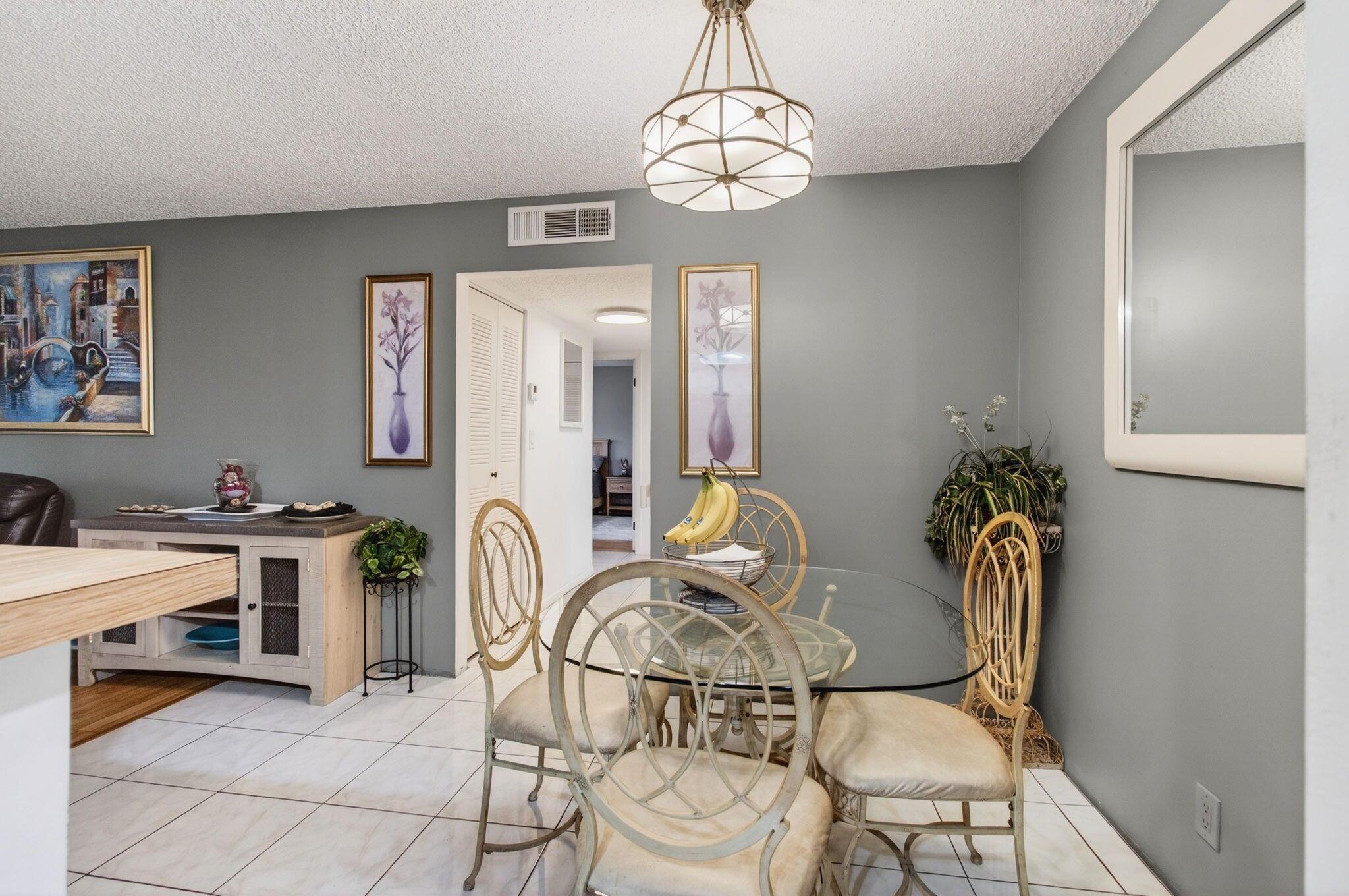 LAKES OF DELRAY - Residential Lease