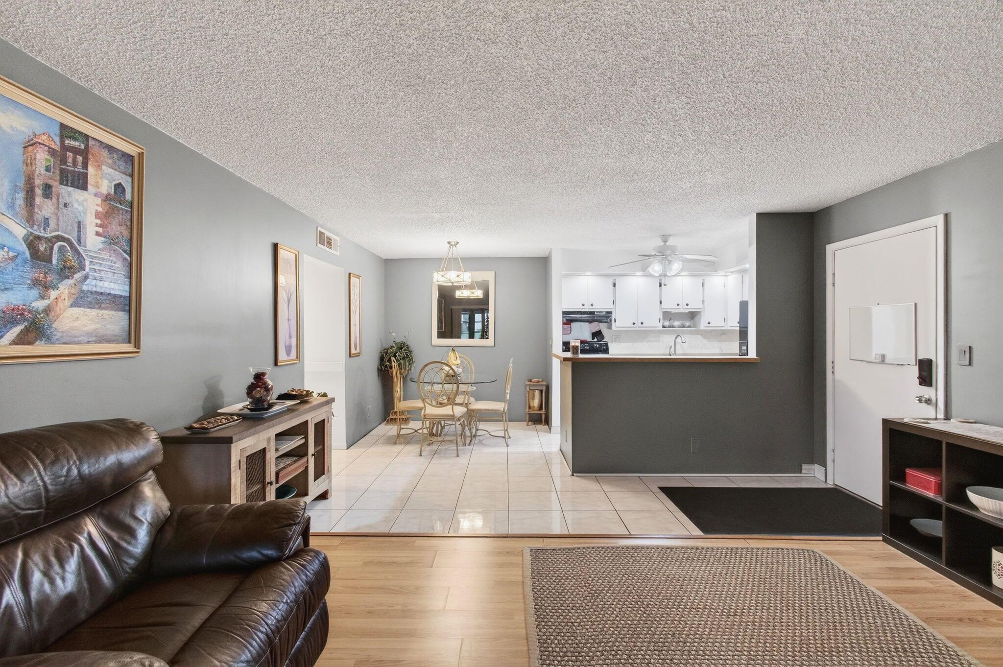 LAKES OF DELRAY - Residential Lease