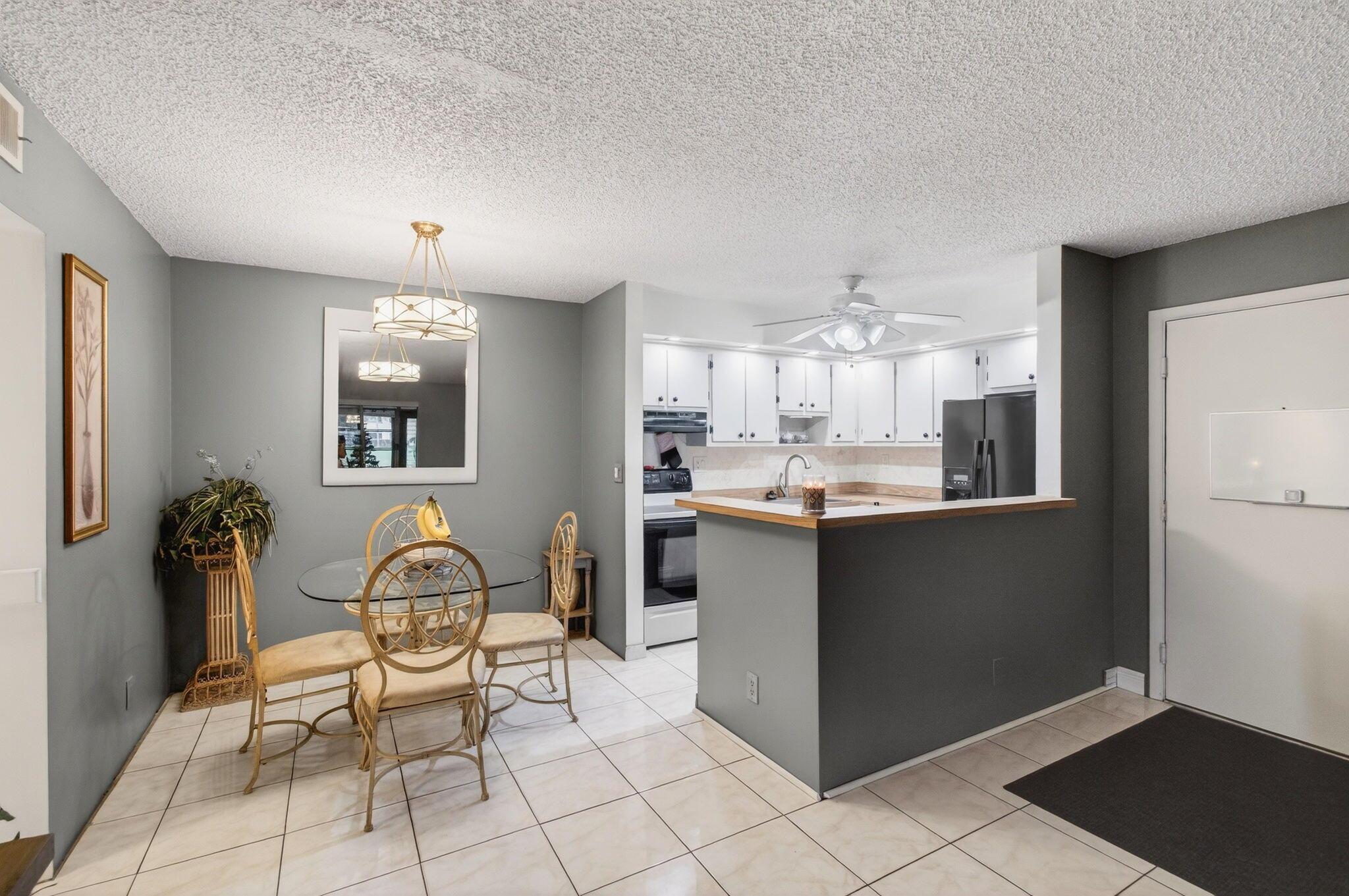 LAKES OF DELRAY - Residential Lease