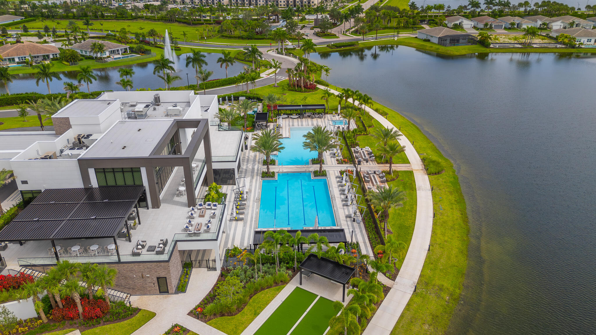 TELARO AT SOUTHERN GROVE PHASE 2 AND 3 - Residential