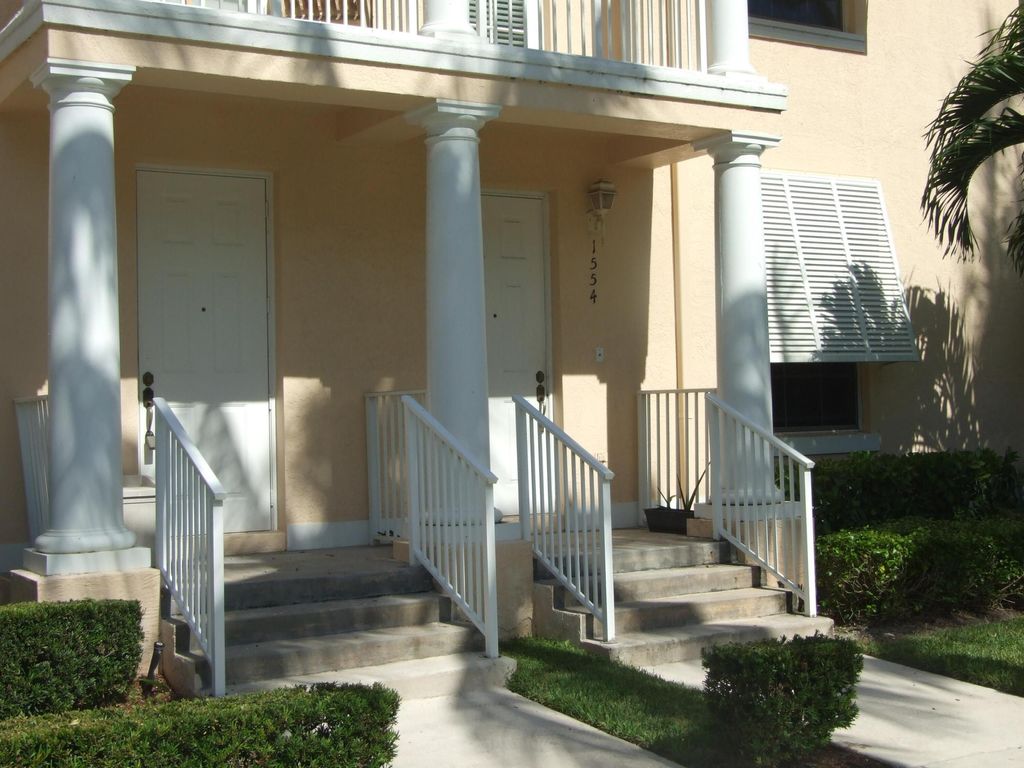 Photo of 1554 Limetree Bay Avenue, Jupiter, FL 33458 (MLS # B26037437)