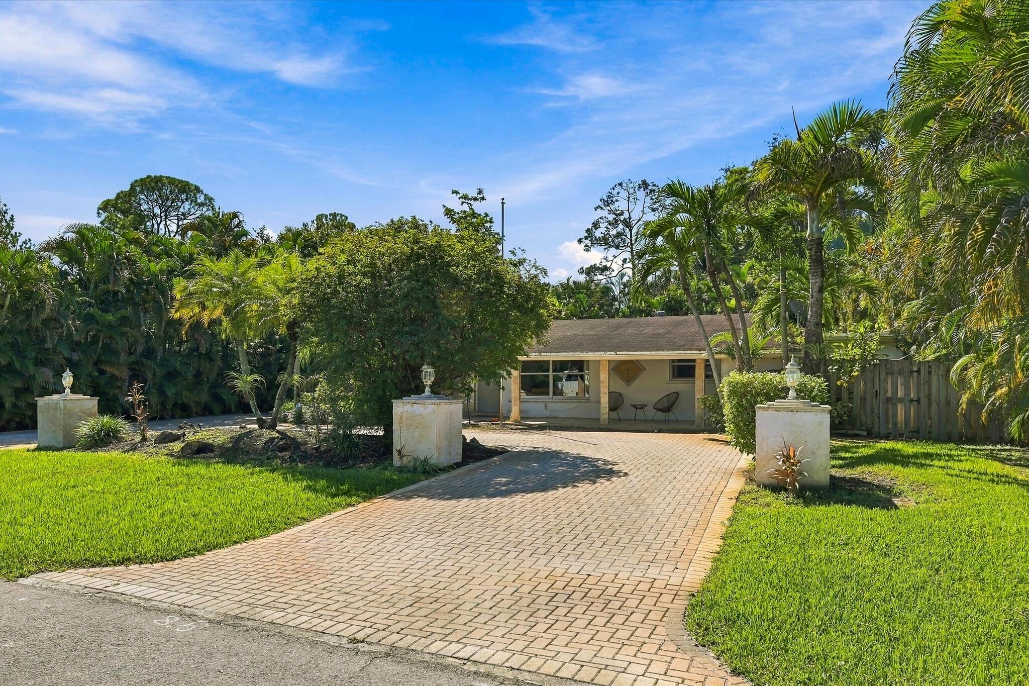 5660 Lee Drive