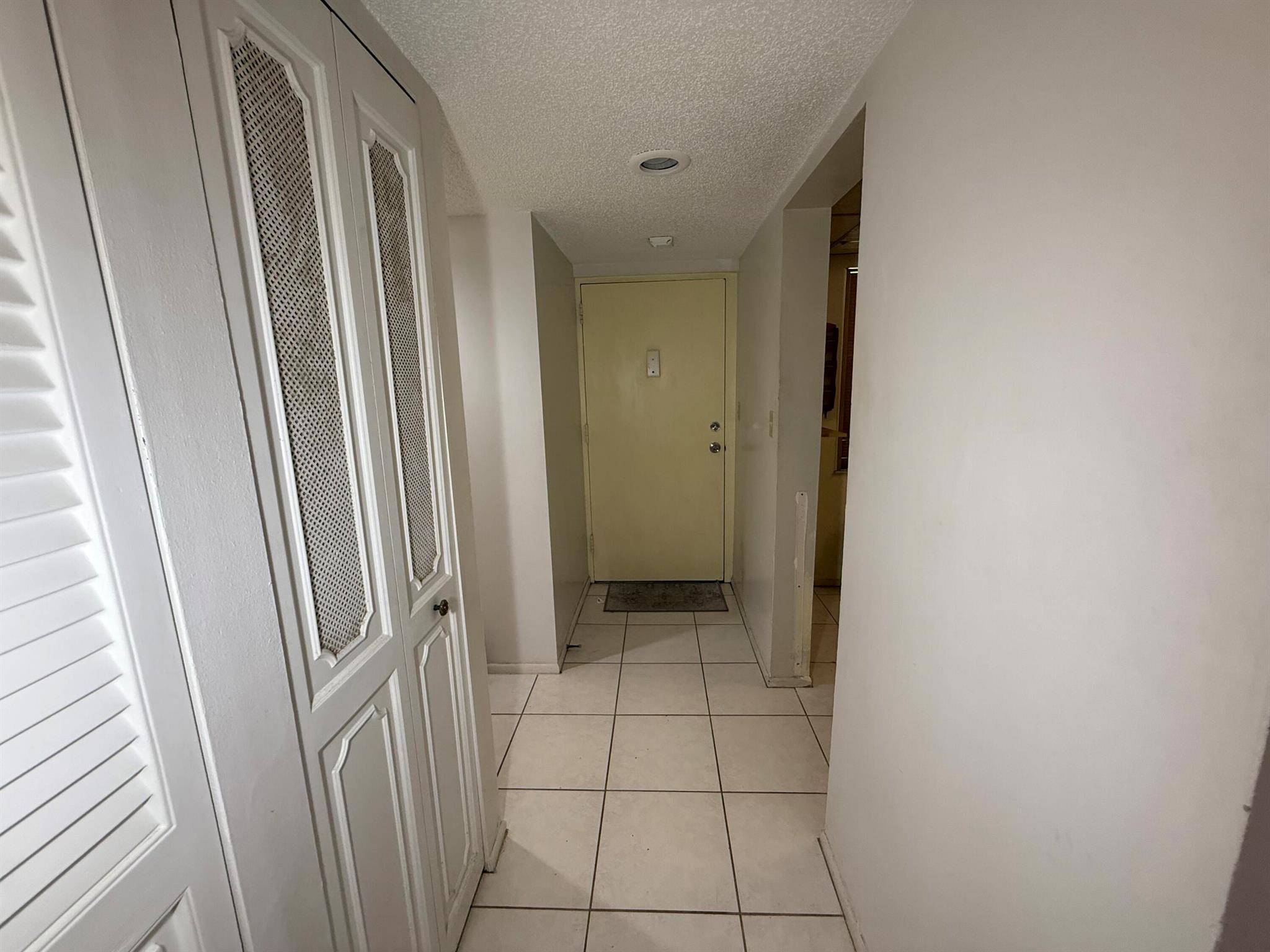 6190 Woodlands Boulevard 118