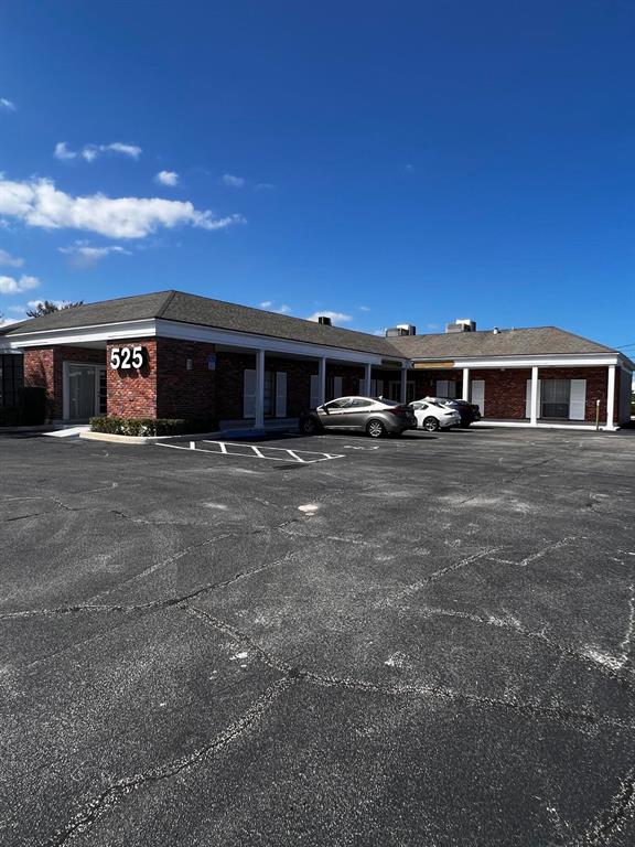 Available for lease with immediate occupancy! Perfect professional or medical office space located in very desirable North Palm Beach with easy access to I-95 and great exposure on Northlake Blvd. Ideal for a CPA, attorney, medical professional or for any other professional business use. There is a total of 1,266 sq ft of office space with 3 private offices and a conference room. The space also has a reception area to greet clients, along with outside parking for tenants and clientele. Located within a multi-tenant, 1-story building of 4,500 sq ft, this is the very first office when entering the property and is less than a 10 minute drive to Palm Beach Gardens Medical Center.