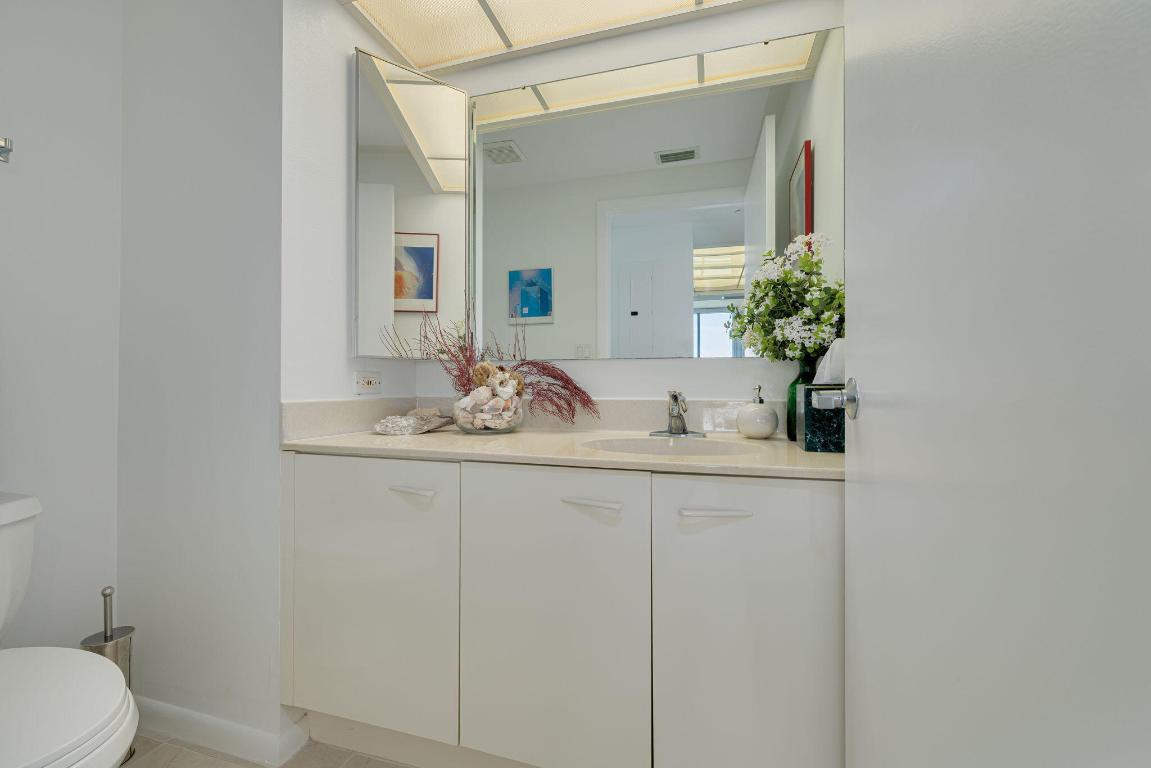 ULTIMAR TWO CONDO - Residential