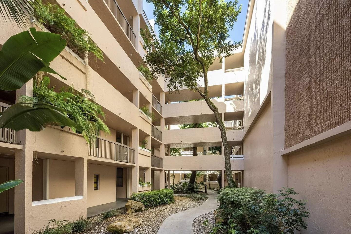 POLYNESIAN GARDENS CONDOMINIUM - Residential Lease