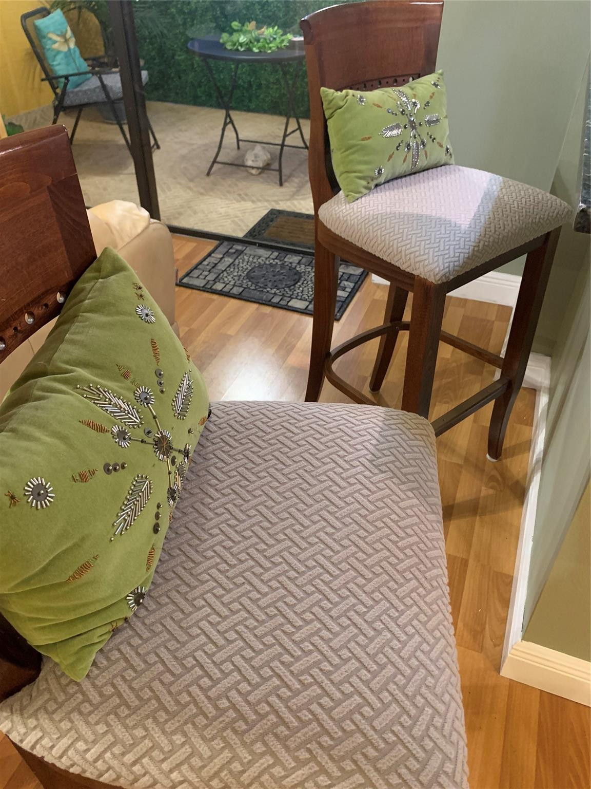 POLYNESIAN GARDENS CONDOMINIUM - Residential Lease