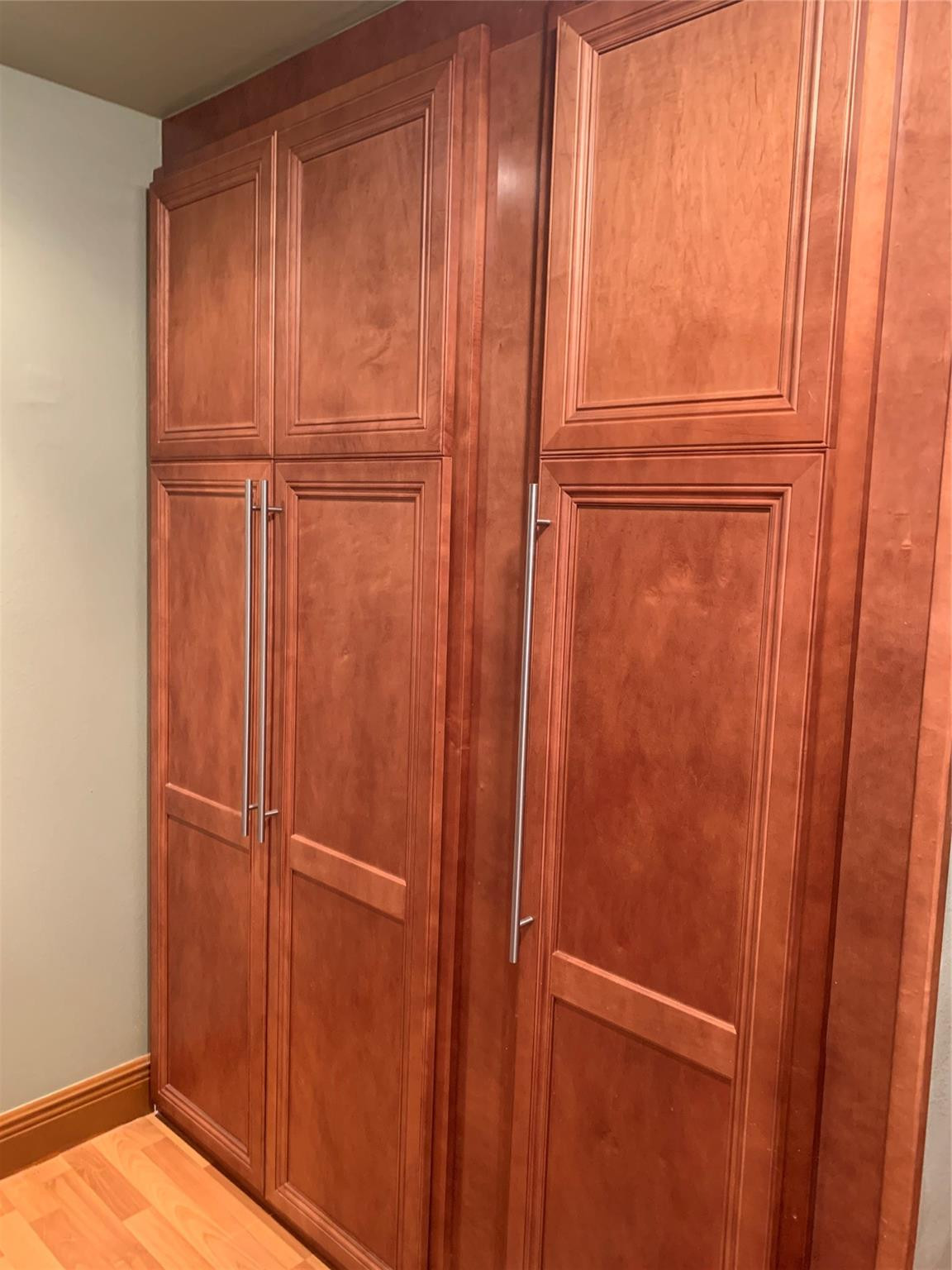 POLYNESIAN GARDENS CONDOMINIUM - Residential Lease