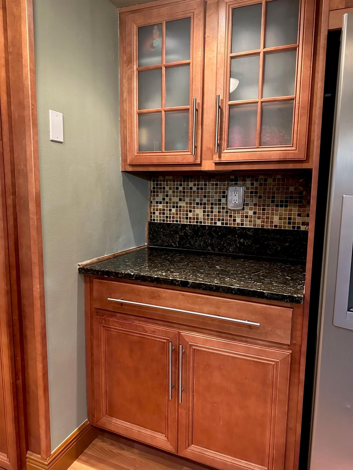 POLYNESIAN GARDENS CONDOMINIUM - Residential Lease