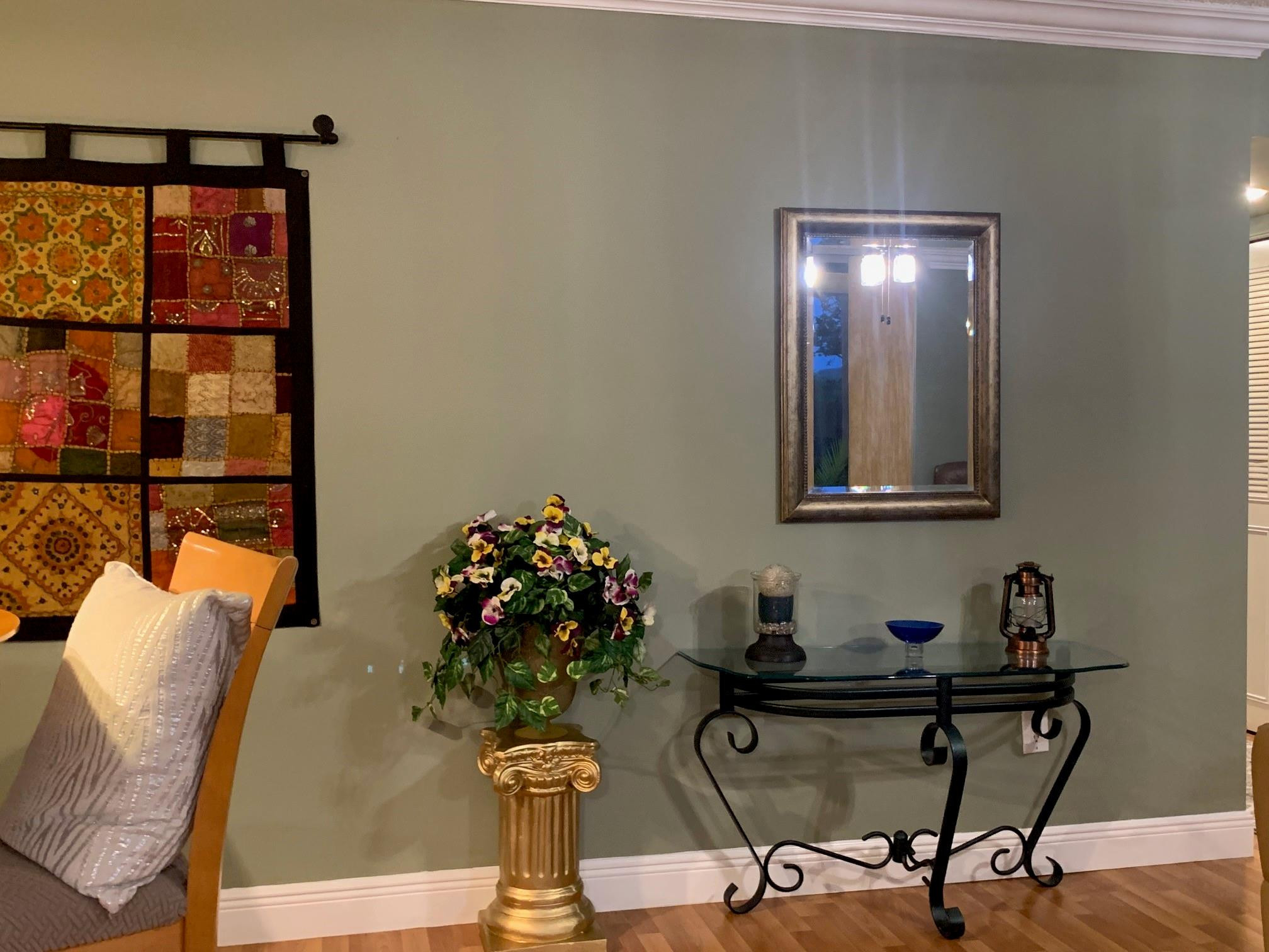 POLYNESIAN GARDENS CONDOMINIUM - Residential Lease