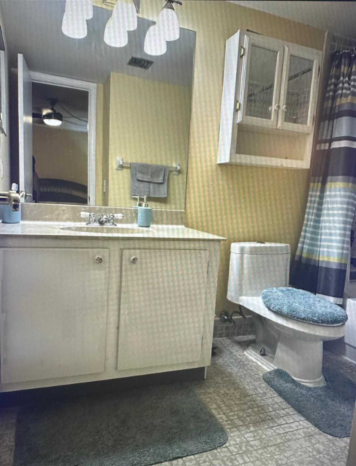 POLYNESIAN GARDENS CONDOMINIUM - Residential Lease