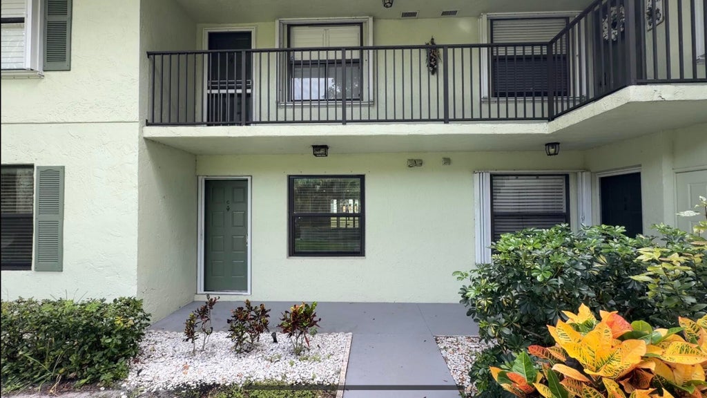 Photo of 901 Sabal Ridge Circle #C, Palm Beach Gardens, FL 33418 (MLS # B26080466)